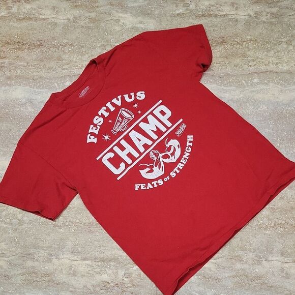 SEINFELD RIPPLE JUNCTION WOMENS FESTIVUS HOLIDAY TEE SIZE XL - Picture 1 of 4
